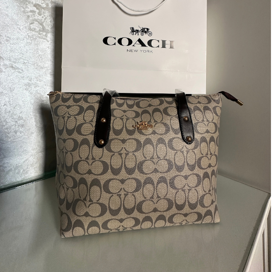 Grand Sac à Épaule Femme – Motif Monogramme Beige & Marron
