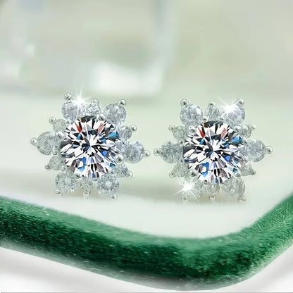 2Pcs Fashion Snowflake Zircon Earrings